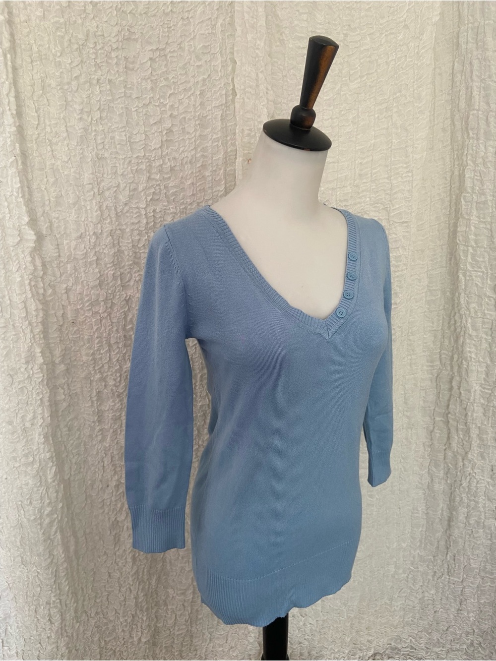 Kohl’s Women's Light Blue V-Neck Button-Trim Sweater